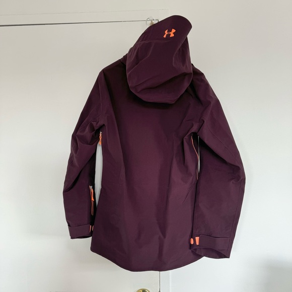 UA Storm Nimbus GTX Shell Jacket - Picture 9 of 14